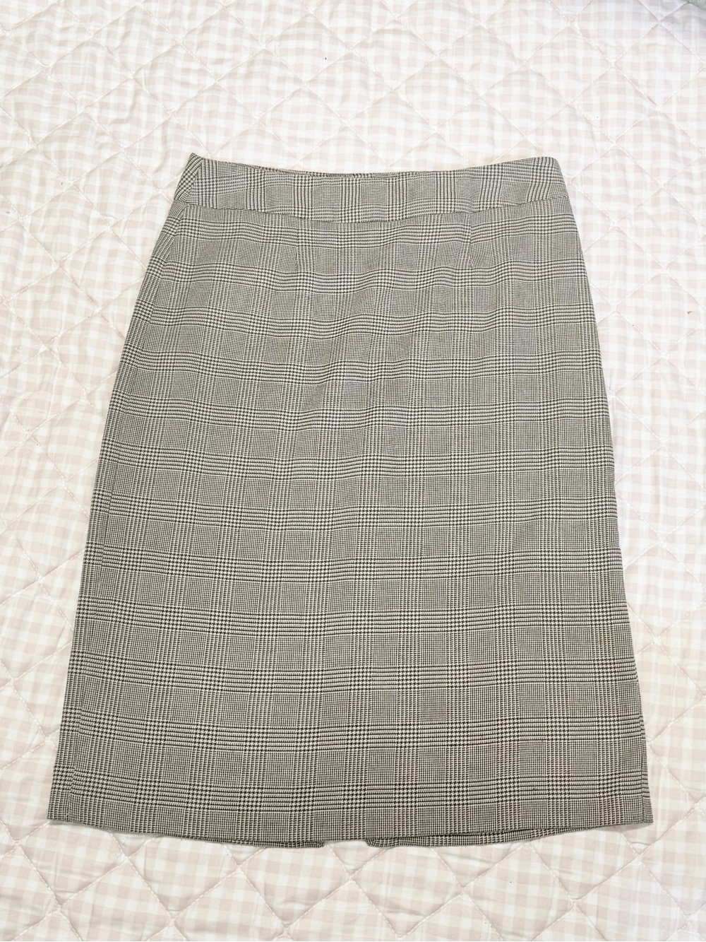Cato Classic Plaid Pencil Skirt in Gray/tan